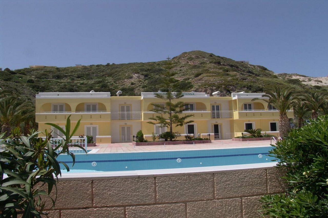 Kontessa Aparthotel 2*